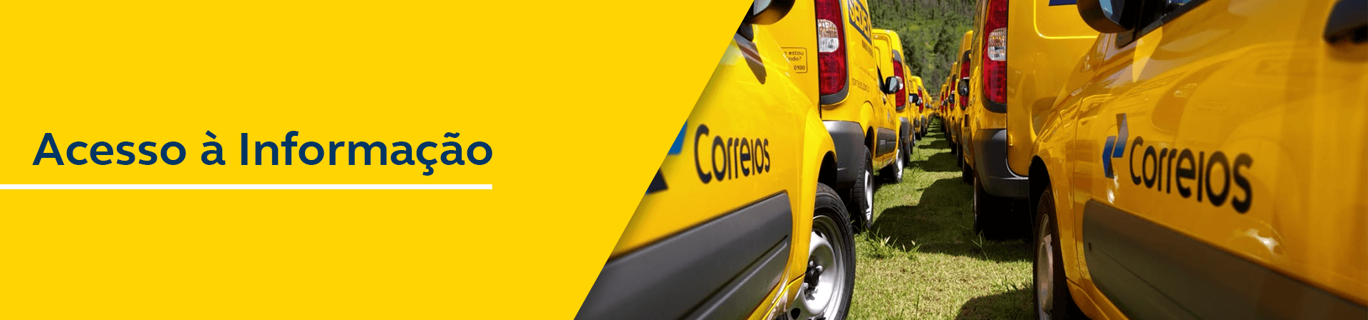 Vans amarelas dos Correios enfileiradas