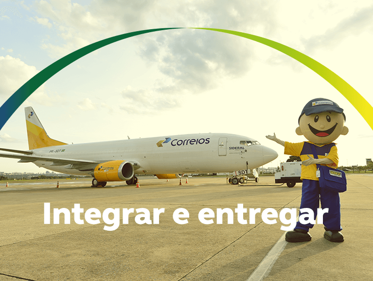 Imagem do avião dos Correios na pista com o boneco carteirito à sua frente