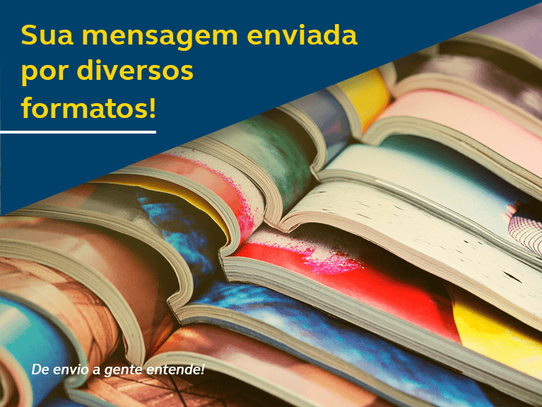 Pilha de livros abertos - Frase do banner: Sua mensagem entregue m diversos formatos